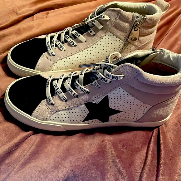 Classic Reggae Women's High Top Shoes